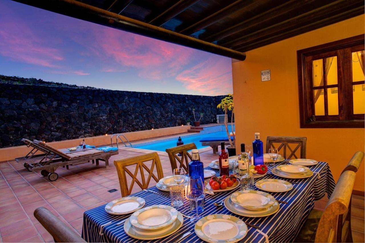 Casa Acequia Villa Tinajo Luaran gambar